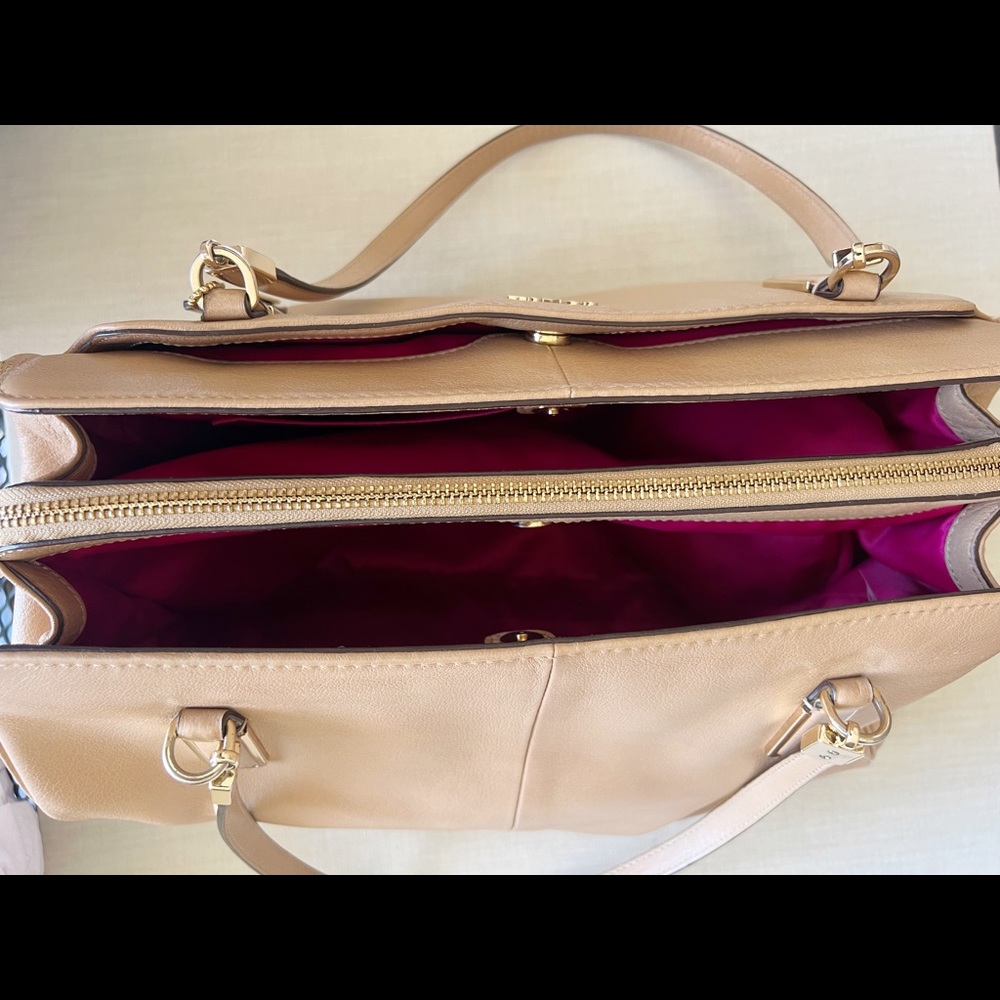 Coach Beige Leather Purse - Picture 16 of 16